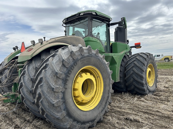 2022 John Deere 9R 590 Tractor 4WD