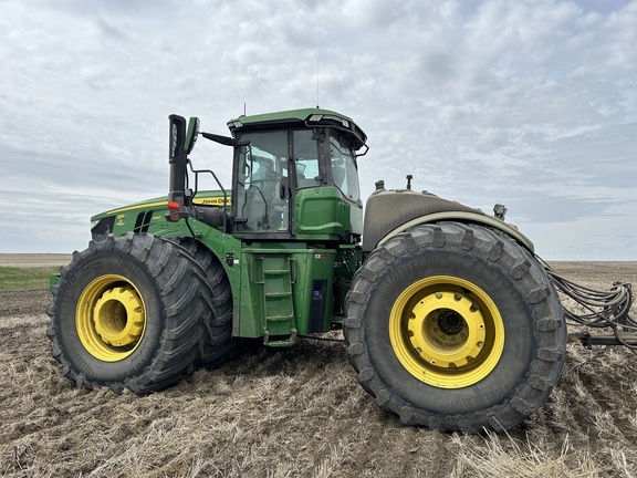 2022 John Deere 9R 590 Tractor 4WD