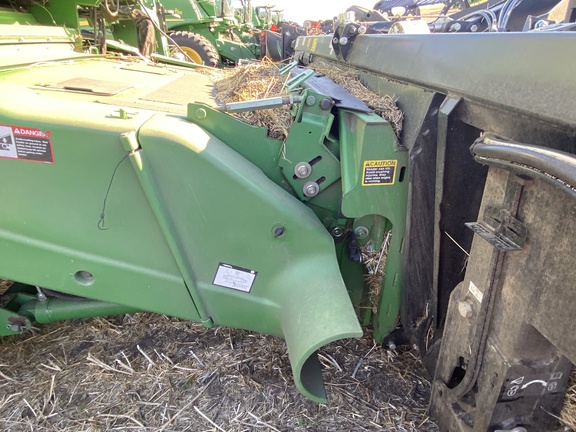2013 John Deere S670 Combine