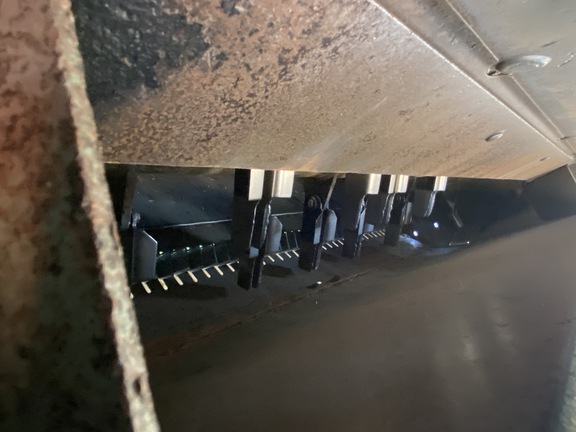 2013 John Deere S670 Combine