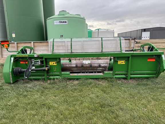 2012 John Deere 615P Header Combine