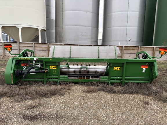 2012 John Deere 615P Header Combine