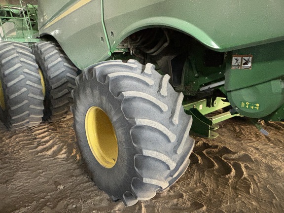 2020 John Deere S780 Combine