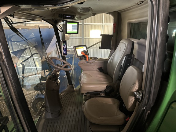 2020 John Deere S780 Combine