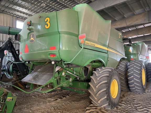 2020 John Deere S780 Combine