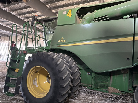2020 John Deere S780 Combine