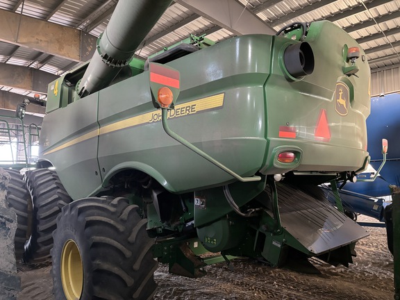 2020 John Deere S780 Combine