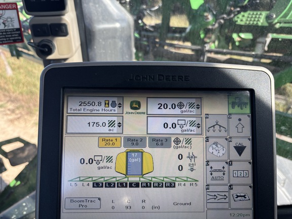 2015 John Deere R4038 Sprayer/High Clearance