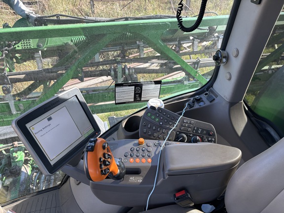 2015 John Deere R4038 Sprayer/High Clearance