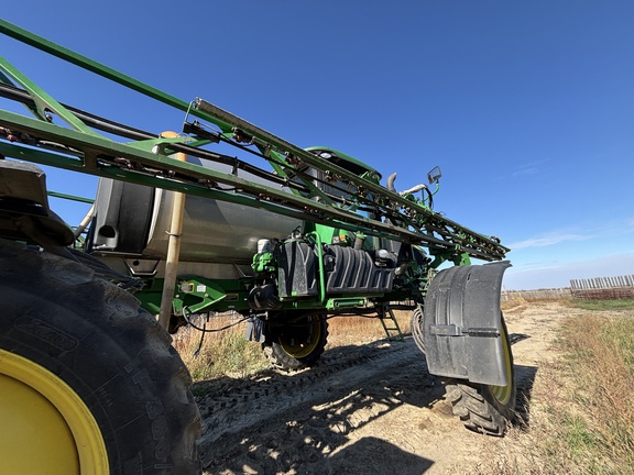 2015 John Deere R4038 Sprayer/High Clearance