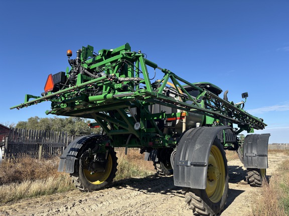 2015 John Deere R4038 Sprayer/High Clearance