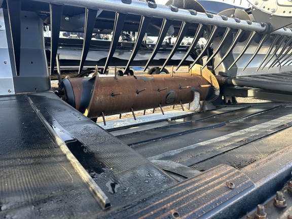 2022 MacDon FD245 Header Combine