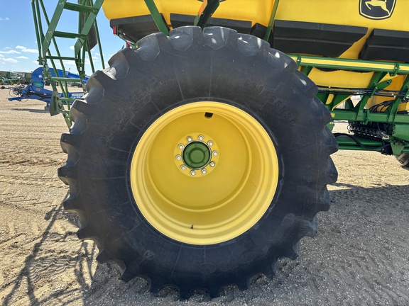 2015 John Deere 1910 Air Seeder