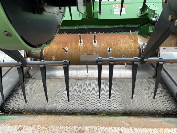 2020 John Deere 745FD Header Combine