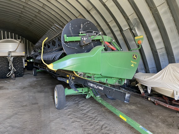 2020 John Deere 740FD Header Combine