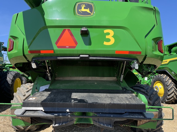 2024 John Deere X9 1000 Combine
