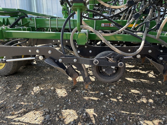 2024 John Deere P680 Air Seeder