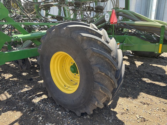 2024 John Deere P680 Air Seeder