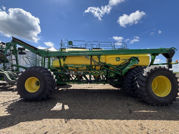 2024 John Deere P680 Air Seeder