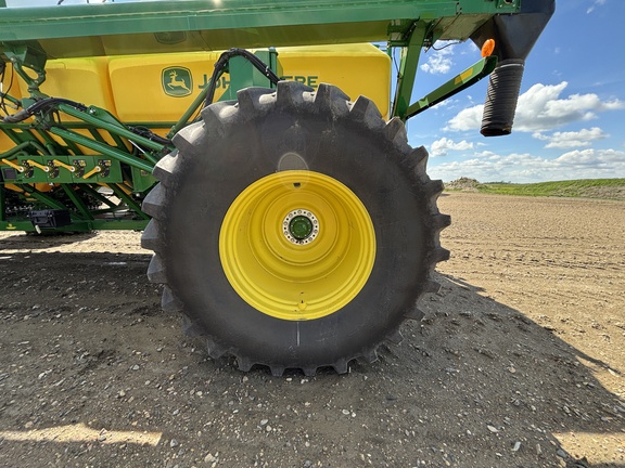 2024 John Deere P680 Air Seeder