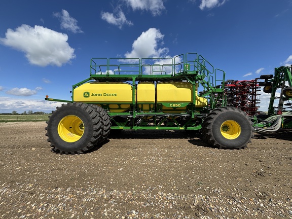 2024 John Deere P680 Air Seeder