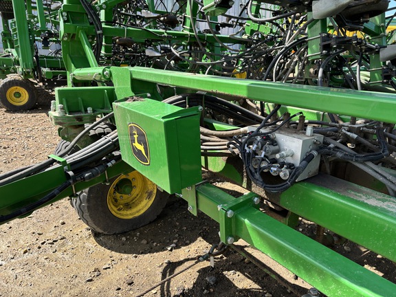 2024 John Deere P680 Air Seeder