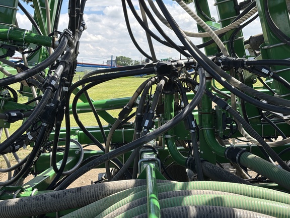 2024 John Deere P680 Air Seeder