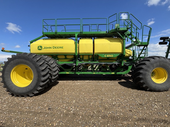 2024 John Deere P680 Air Seeder