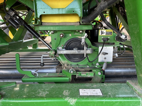 2024 John Deere P680 Air Seeder