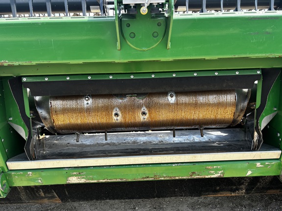 2020 John Deere 745FD Header Combine