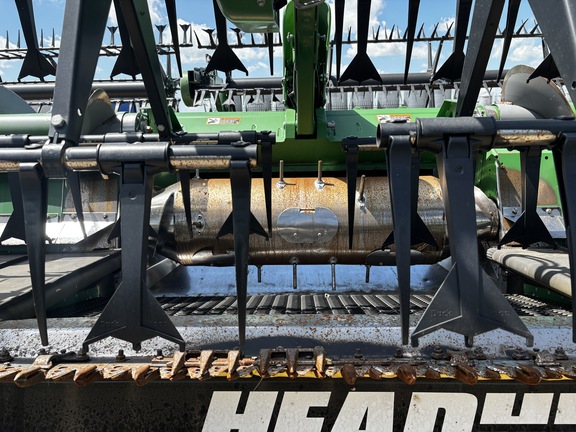 2020 John Deere 745FD Header Combine