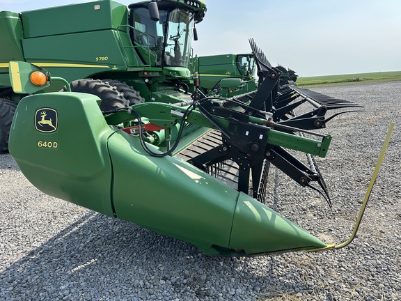2019 John Deere 740FD Header Combine