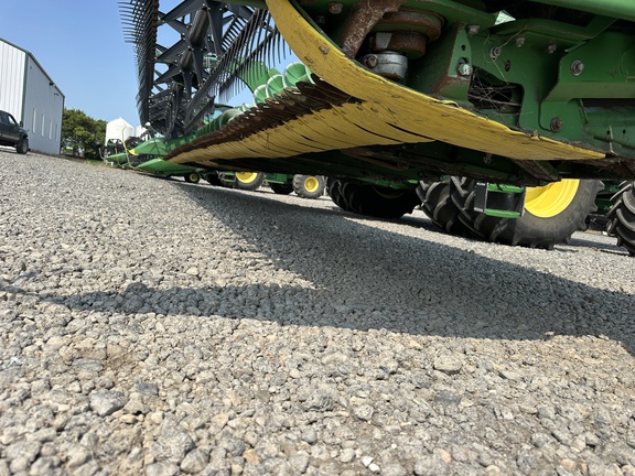 2019 John Deere 740FD Header Combine