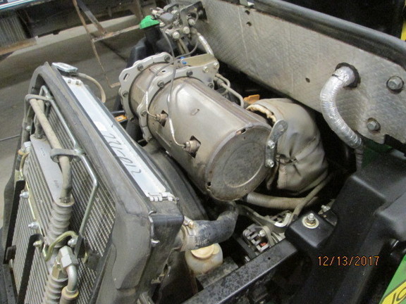 2015 John Deere 1570 Mower/Front Deck