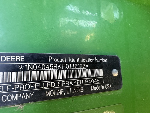 2018 John Deere R4045 Sprayer/High Clearance