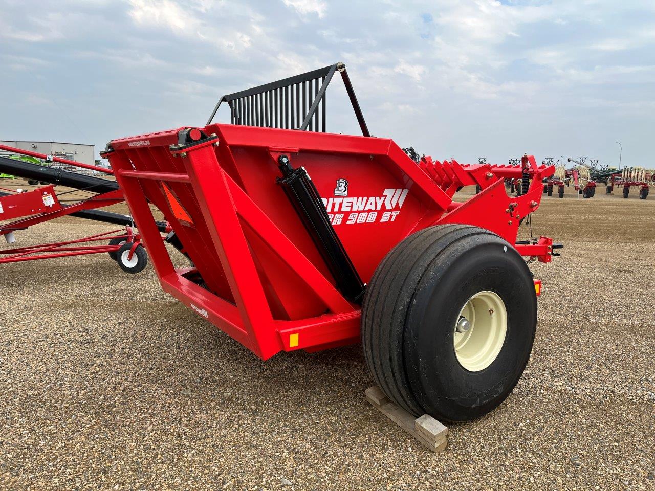 2023 Riteway RR900ST Rock Picker