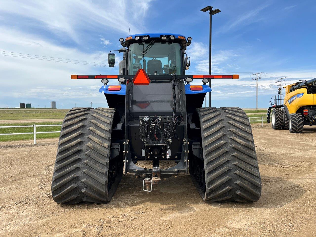 2019 New Holland T9.645 SmartTrax Tractor