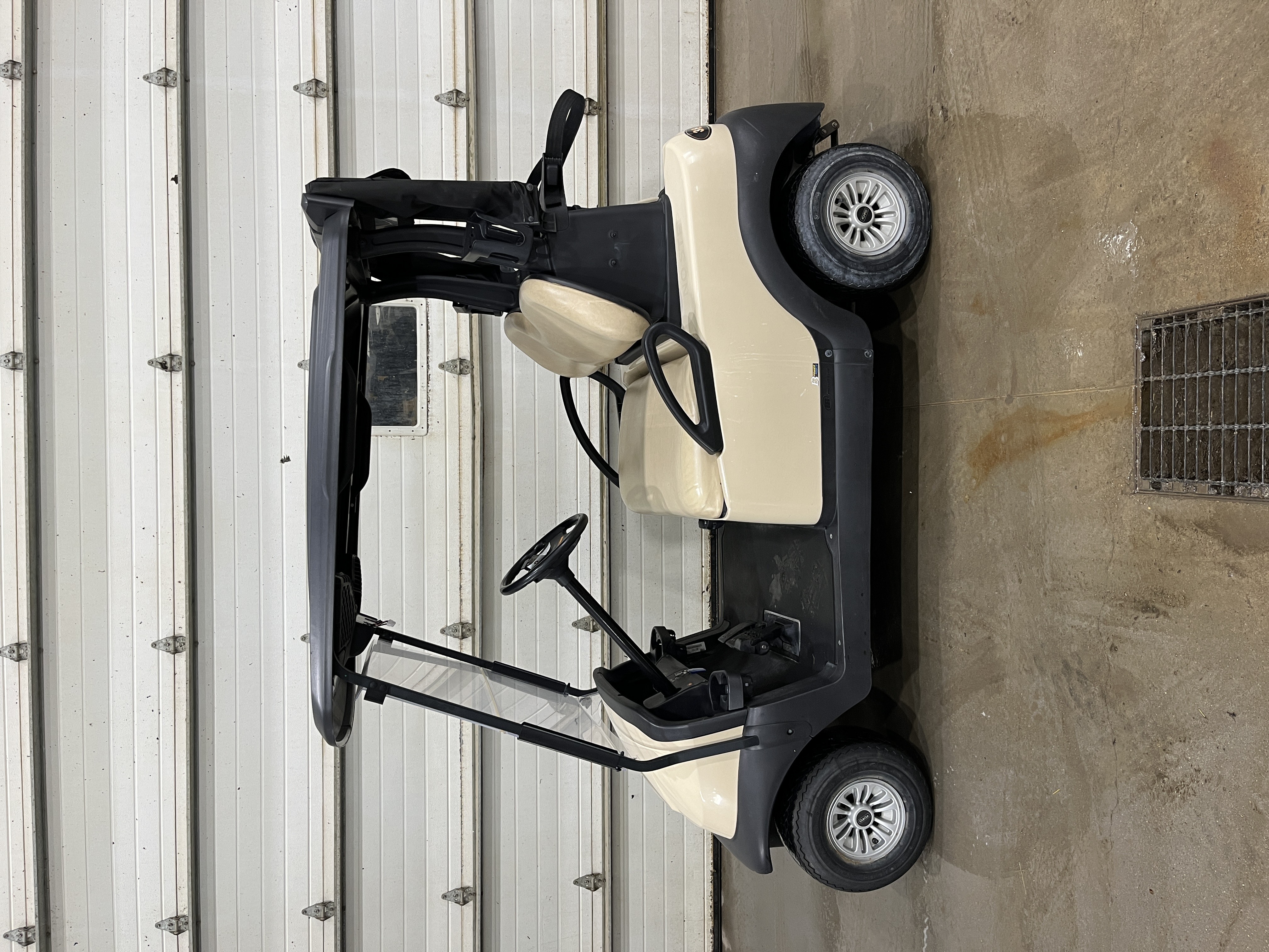 2015 Club Car Precedent - Electric Golf Cart