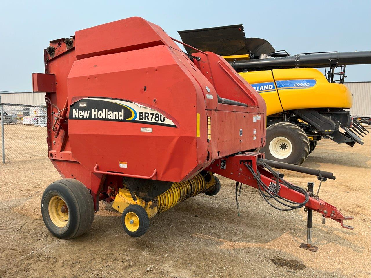 2004 New Holland BR780 Baler/Round