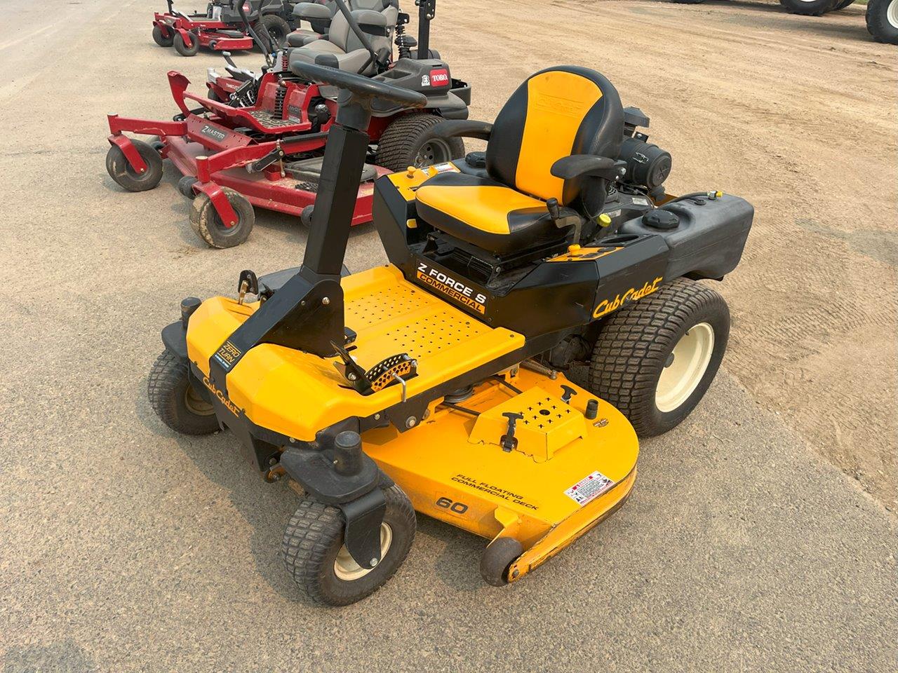 2012 Cub Cadet ZFS 60 Comm Mower/Zero Turn