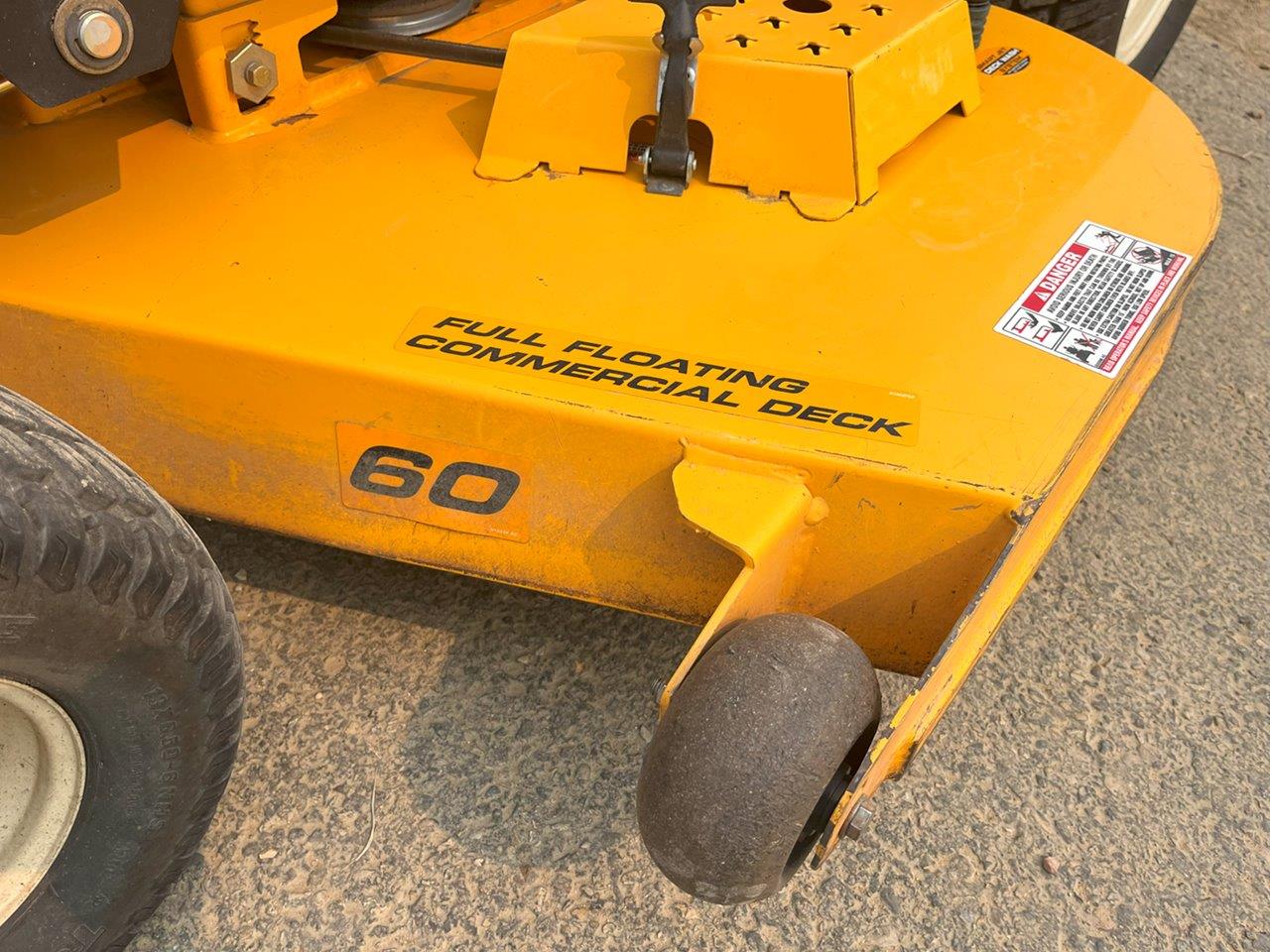 2012 Cub Cadet ZFS 60 Comm Mower/Zero Turn