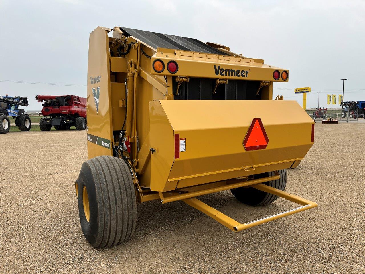 2018 Vermeer 605N Baler/Round