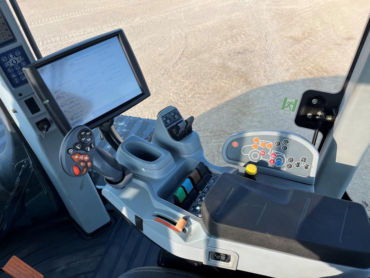 2018 New Holland T9.645 SmartTrax Tractor