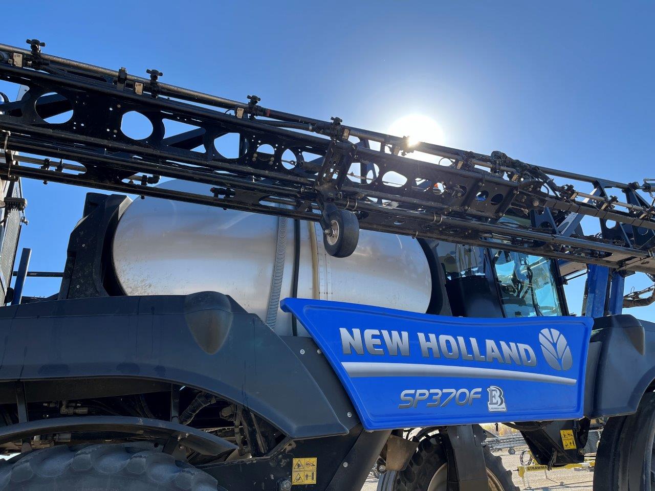 2023 New Holland SP.370F Sprayer/High Clearance