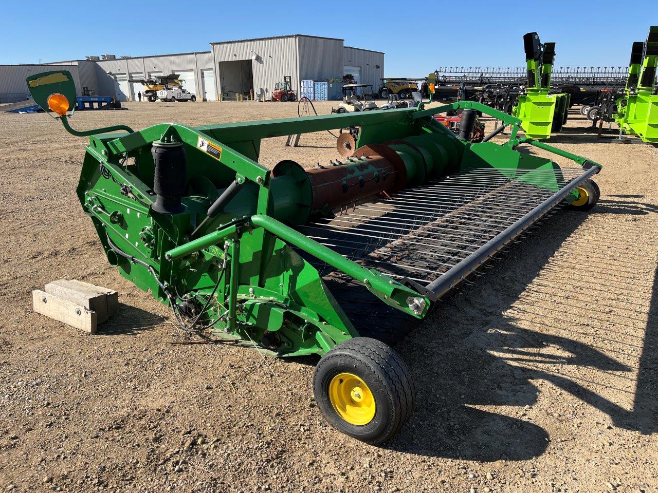 2010 John Deere 615P Header Combine