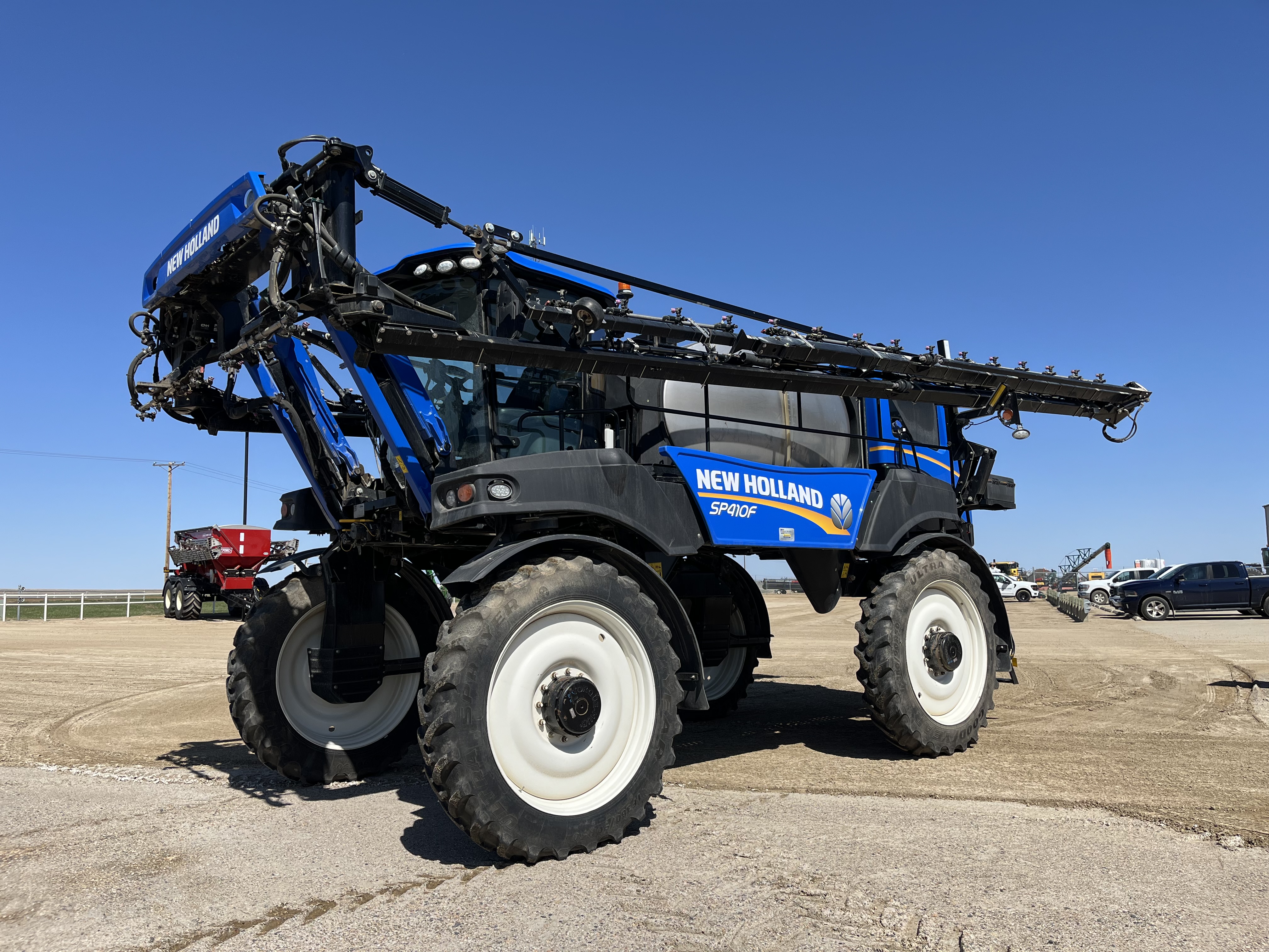 2020 New Holland SP.410F Sprayer/High Clearance