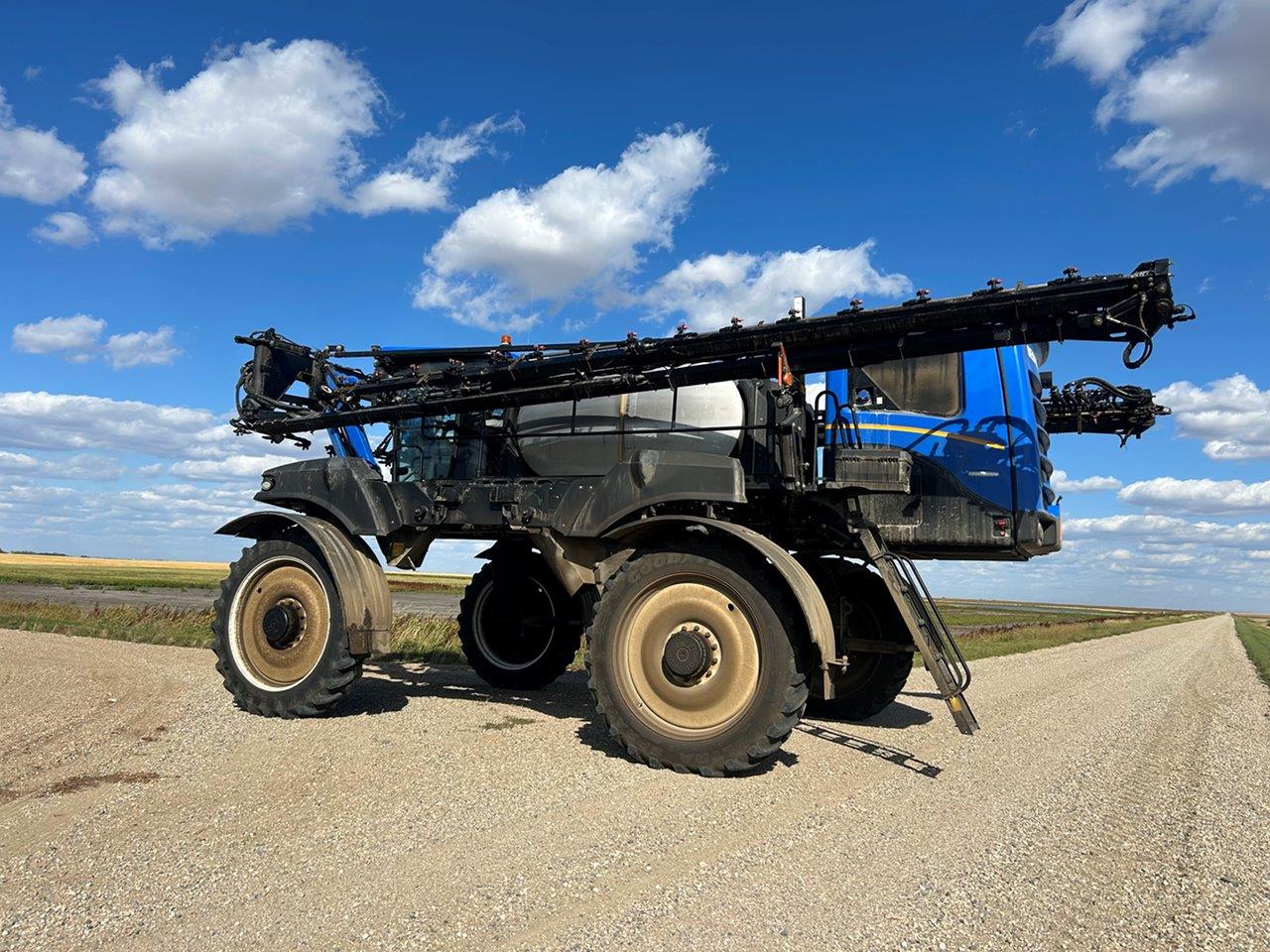 2020 New Holland SP.410F Sprayer/High Clearance