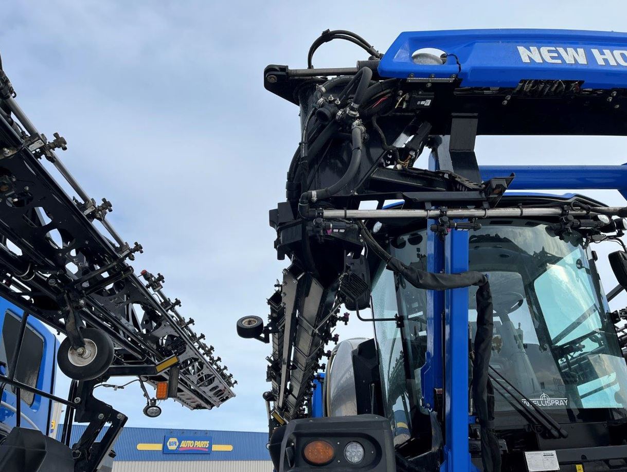 2020 New Holland SP.410F Sprayer/High Clearance