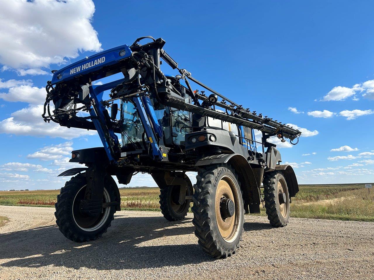 2020 New Holland SP.410F Sprayer/High Clearance