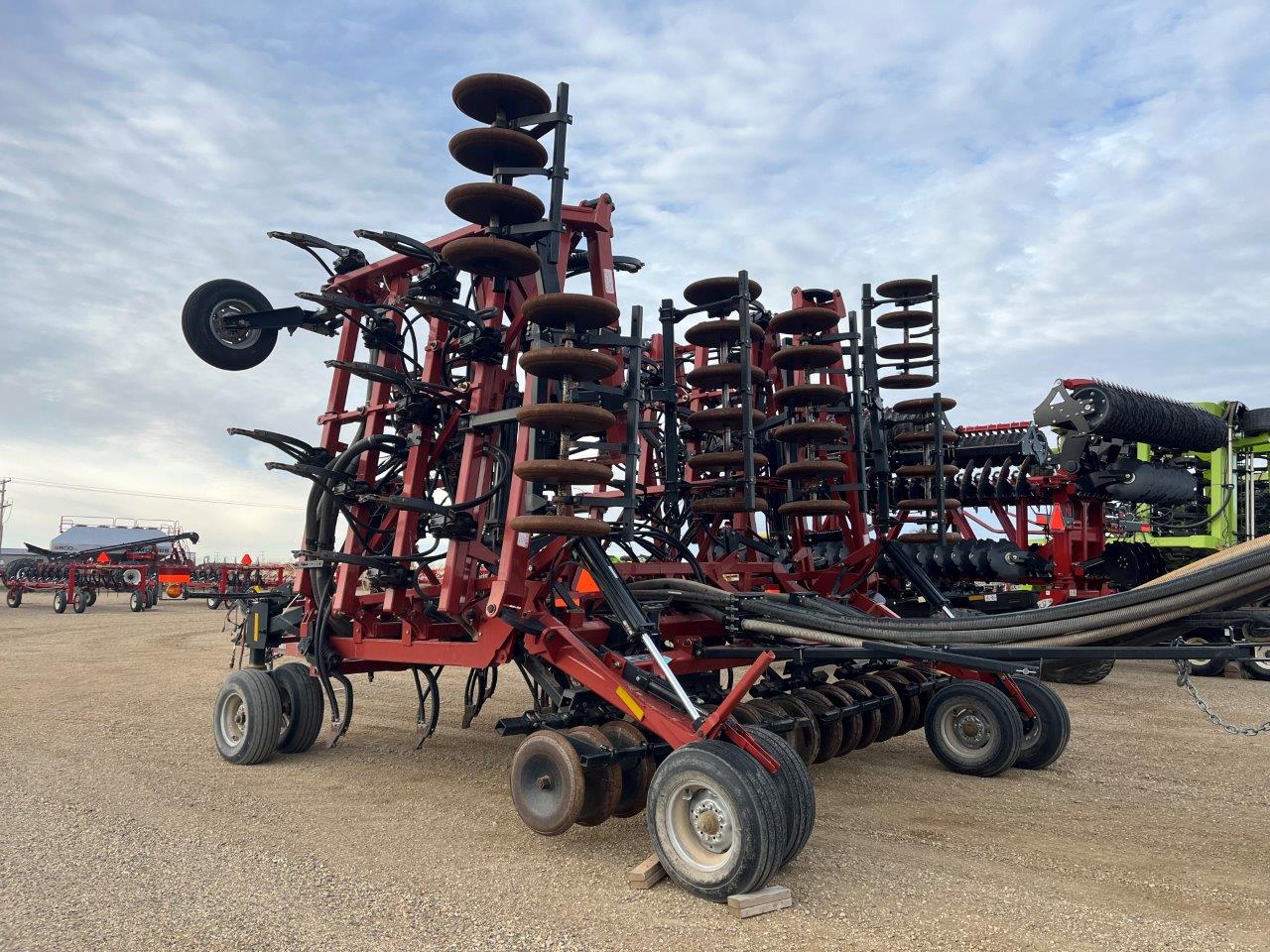 2010 Case IH Flex Hoe 400 48'12" w/ 3430 TBH Air Drill